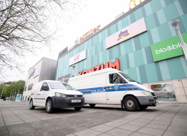 Zagreb: Policija evakuirala Avenue Mall zbog dojave o bombi