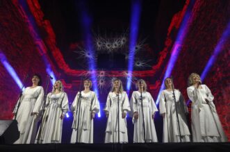 Rijeka: Let 3 performansom teleportacije sa zlatnim traktorom kreće na put prema Liverpoolu Rijeka: Let 3 performansom teleportacije sa zlatnim traktorom kreće na put prema Liverpoolu
