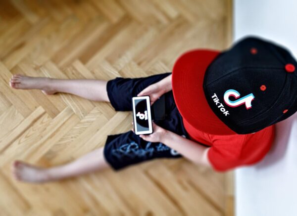 Aplikaciji TikTok u vlasništvu kineske tvrtke ByteDance prijeti zabrana korištenja u SAD-u