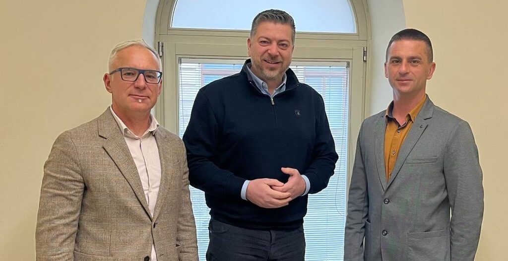 Dražen Adžić (lijevo), Josip Ostrogović (sredina) i Ivica Zrilić (desno) Dražen Adžić (lijevo), Josip Ostrogović (sredina) i Ivica Zrilić (desno)