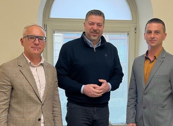 Dražen Adžić (lijevo), Josip Ostrogović (sredina) i Ivica Zrilić (desno)