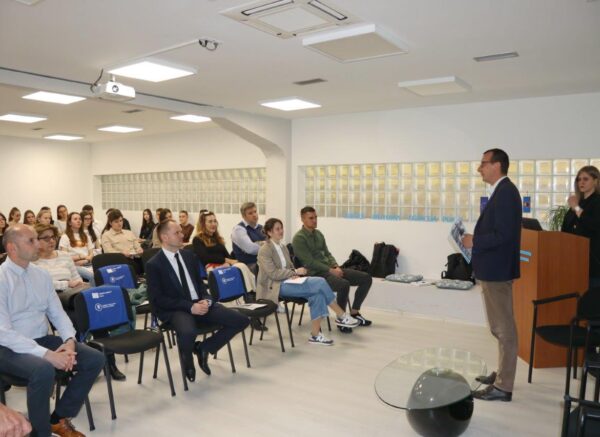 Konferencija-Čovjek-uči-dok-je-živ-5