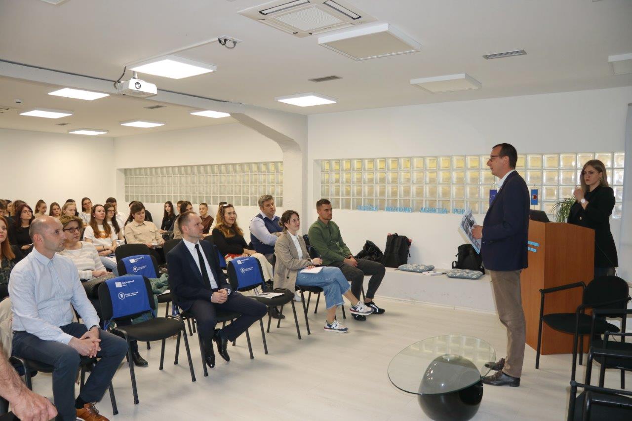 Konferencija-Čovjek-uči-dok-je-živ-5