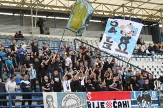 Slaven Belupo i Rijeka sastali se u 32. kolu SuperSport HNL-a Slaven Belupo i Rijeka sastali se u 32. kolu SuperSport HNL-a