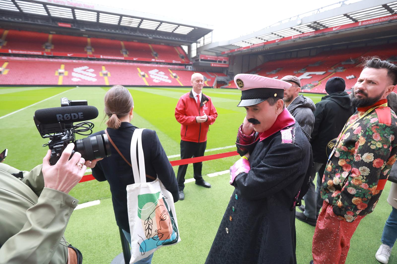 Liverpool: Let 3 i delegacija Hrvatske posjetili stadion Anfield Liverpool: Let 3 i delegacija Hrvatske posjetili stadion Anfield