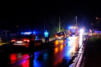 Jedna osoba smrtno stradala u prometnoj nesreći kod Jastrebarskog Jedna osoba smrtno stradala u prometnoj nesreći kod Jastrebarskog