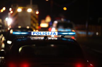Jedna osoba smrtno stradala u prometnoj nesreći kod Jastrebarskog Jedna osoba smrtno stradala u prometnoj nesreći kod Jastrebarskog