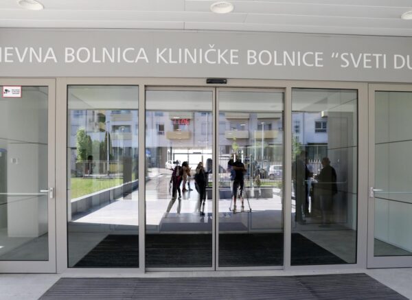 Tomašević otvorio nove prostorije Dnevne bolnice u okviru KB Sveti Duh