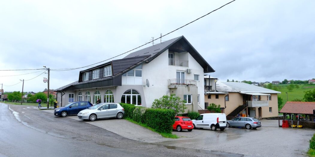 Kostanjevec Riječki: Mjesto gdje je na rođendanskog proslavi smrtno stradao 16-godišnjak Kostanjevec Riječki: Mjesto gdje je na rođendanskog proslavi smrtno stradao 16-godišnjak