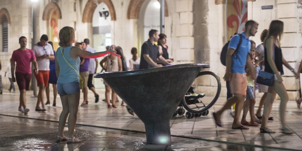 Split: Ve?ernja etnja Marmontovom ulicom Split: Ve?ernja etnja Marmontovom ulicom