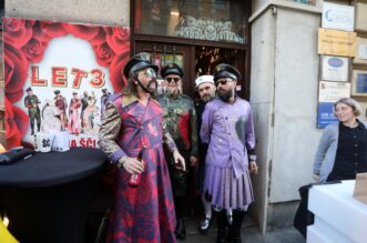 Rijeka: Let 3 na Korzo dovezao se na zlatkom traktoru Rijeka: Let 3 na Korzo dovezao se na zlatkom traktoru