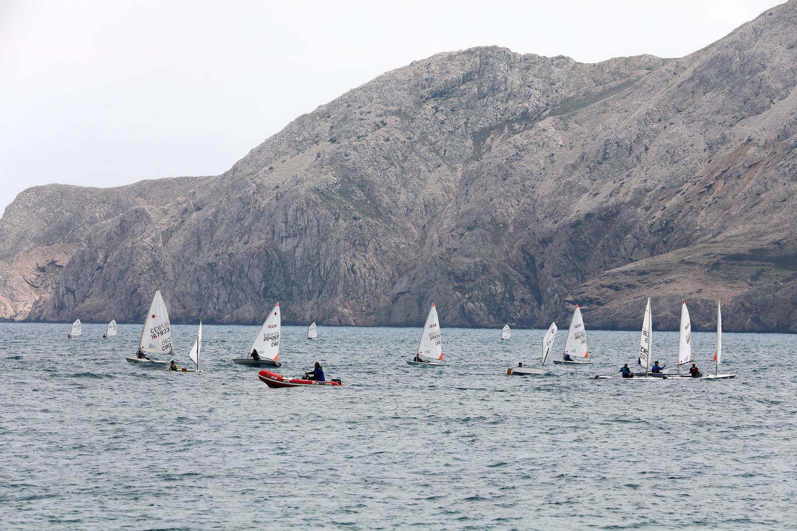 Baška: Crna ovca festival janjetine, individualizma, kreativnosti i otočne baštine Baška: Crna ovca festival janjetine, individualizma, kreativnosti i otočne baštine
