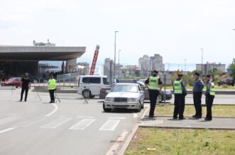 Rijeka: Zbog utakmice Hajduk – Šibenik zatvorena cesta od rotora Rujevica do čvora Hosti Rijeka: Zbog utakmice Hajduk – Šibenik zatvorena cesta od rotora Rujevica do čvora Hosti