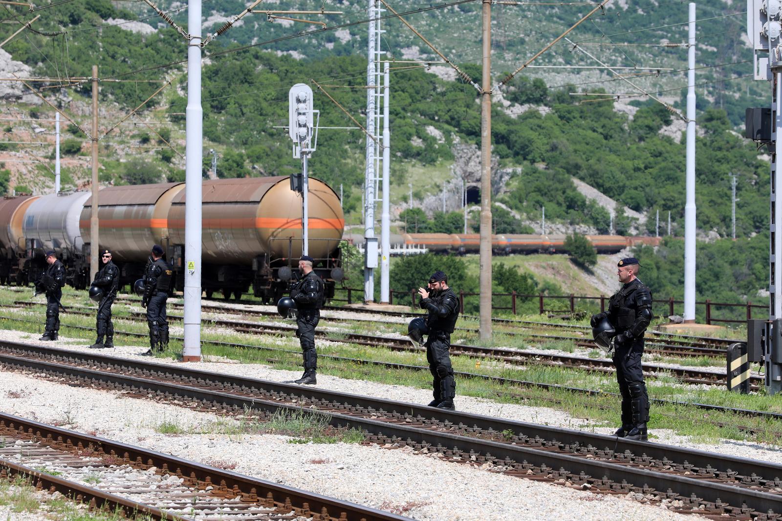 Bili vlak s Torcidom stigao u Rijeku