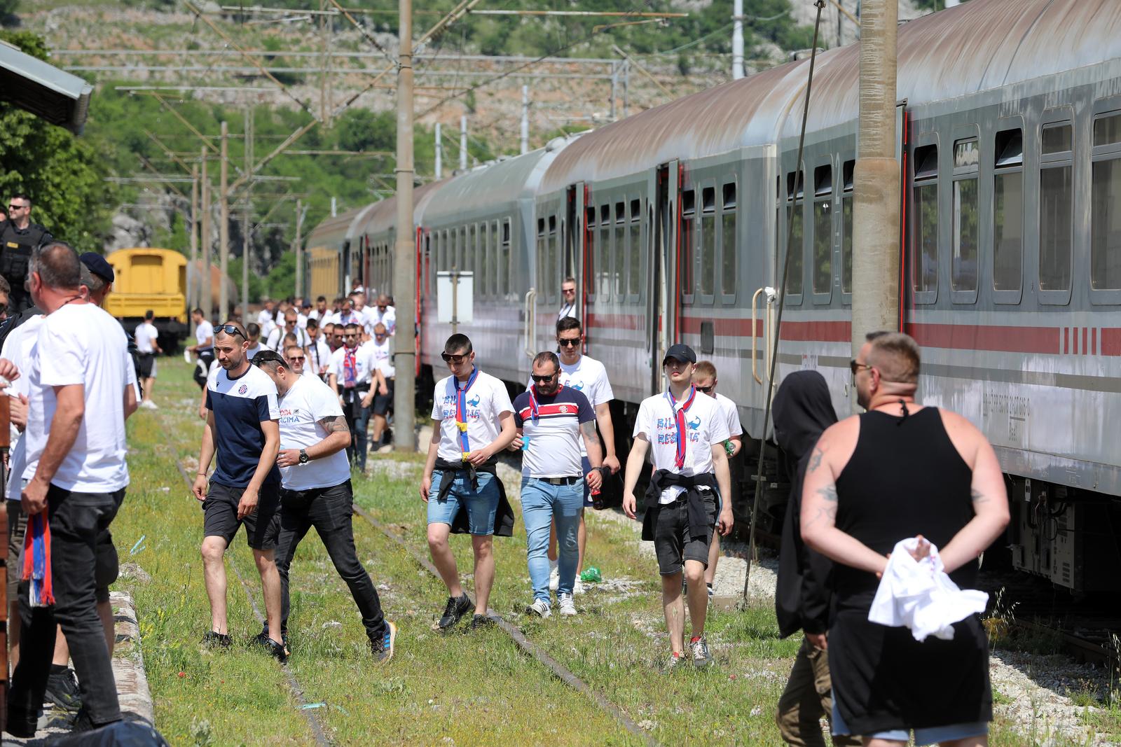 Rijeka: Bili vlak sa Torcidom stigao u Rijeku