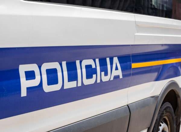 Policija -24