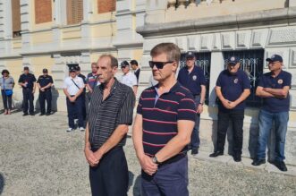 opatija dan drzavnosti polaganje vijenaca (10) opatija dan drzavnosti polaganje vijenaca (10)