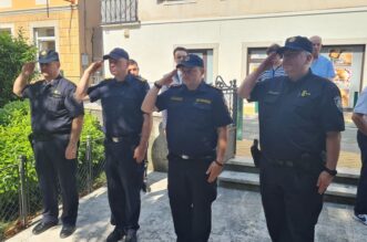 opatija dan drzavnosti polaganje vijenaca (4) opatija dan drzavnosti polaganje vijenaca (4)