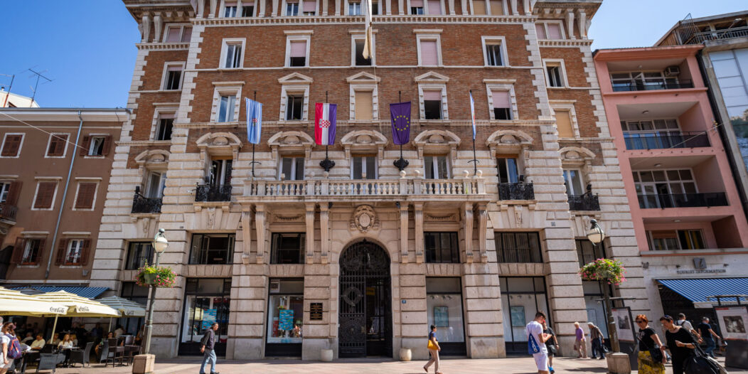 Grad rijeka korzo gradska vijećnica Grad rijeka korzo gradska vijećnica