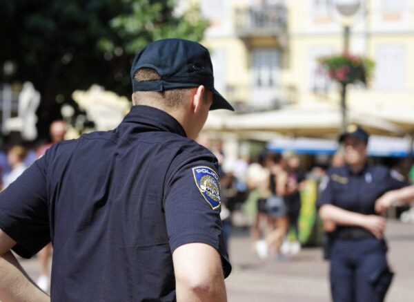 postani policajac policija korzo rijeka