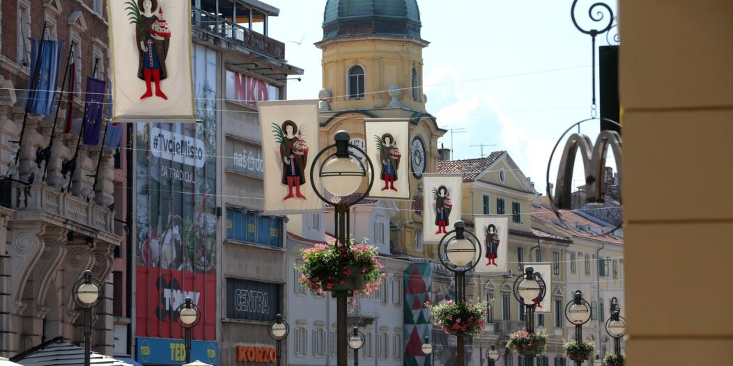 Rijeka: Postavljene zastave uo?i blagdana Svetog Vida Rijeka: Postavljene zastave uo?i blagdana Svetog Vida