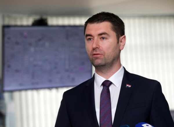 Obilazak  Rafinerije nafte Rijeka u Urinju