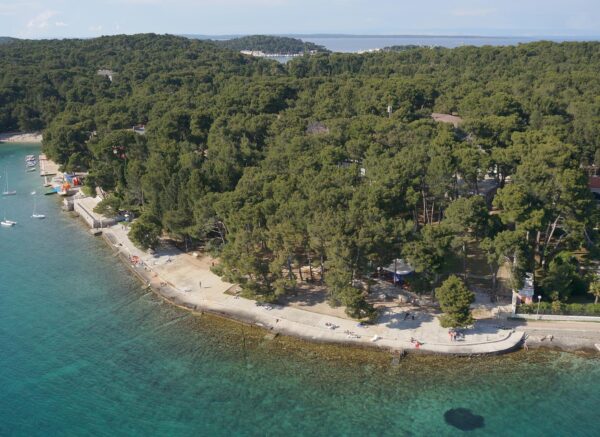 Loinj: Panorama plae Punta i uvale Cikat