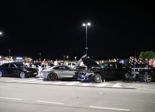 Užas u Buzinu, automobilom naletio na skupinu ljudi na parkiralištu trgovačkog centra 