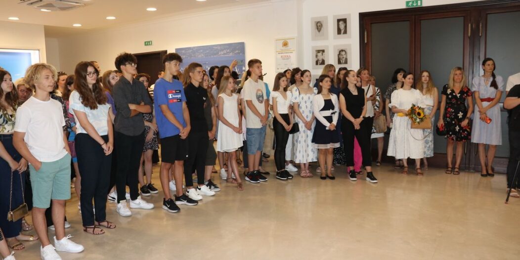 Prijem-za-učenice-i-učenike-generacije-riječkih-osnovnih-škola-2 Prijem-za-učenice-i-učenike-generacije-riječkih-osnovnih-škola-2