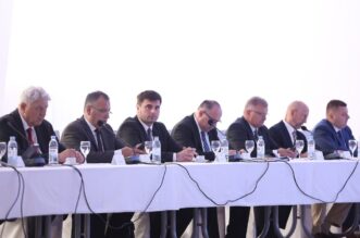komadina sastanak vlade pgz (1) komadina sastanak vlade pgz (1)