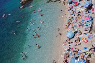 Riječani su spas od vrućina potražili na moru Riječani su spas od vrućina potražili na moru