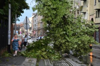 Zagreb: Posljedice snanog nevremena kod Ilice Zagreb: Posljedice snanog nevremena kod Ilice