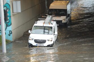 Zagreb: Podvožnjak u Selskoj potpuno je potopljen Zagreb: Podvožnjak u Selskoj potpuno je potopljen