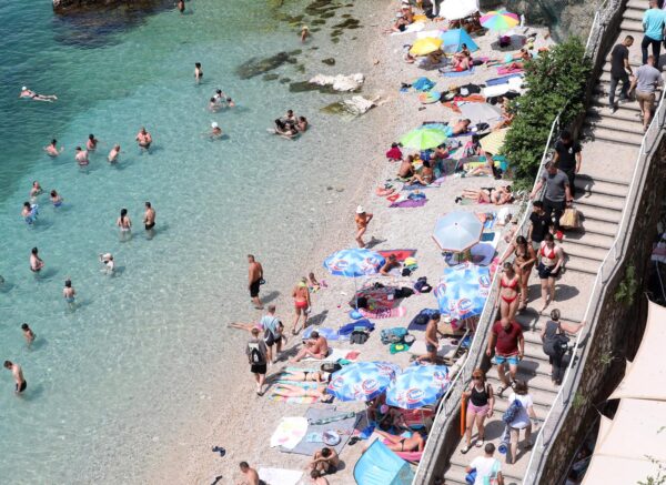 Rijeka: Kupaci na gradskoj plazi Sablicevo