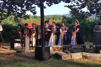 brod na kupi (14) brod na kupi (14)