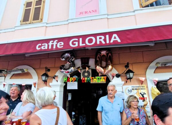 caffe gloria ika (5)