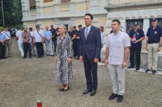 dan grada opatije vijenci svijece (1) dan grada opatije vijenci svijece (1)