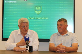 komadina vrbovsko sastanak (11) komadina vrbovsko sastanak (11)