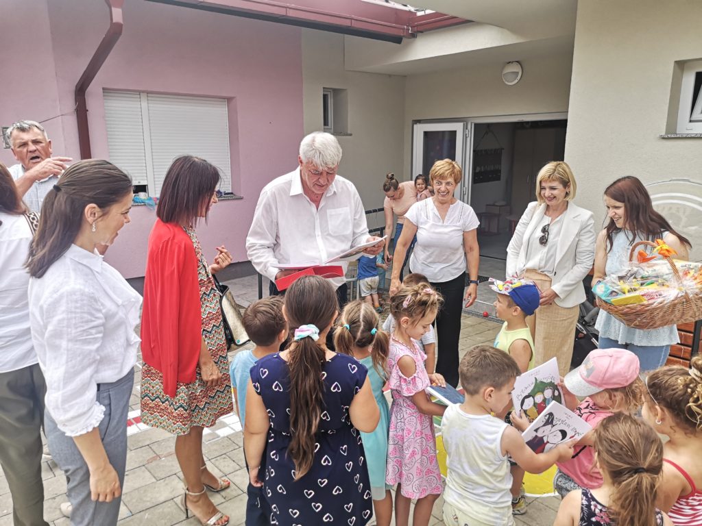 komadina vrbovsko sastanak (15) komadina vrbovsko sastanak (15)