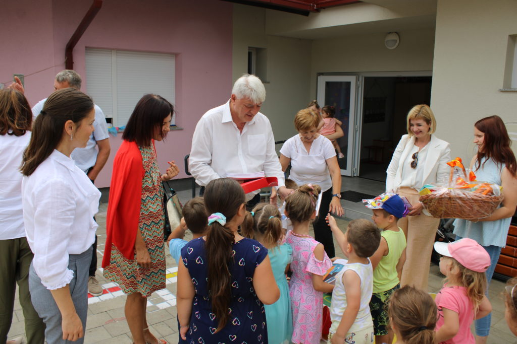 komadina vrbovsko sastanak (5) komadina vrbovsko sastanak (5)