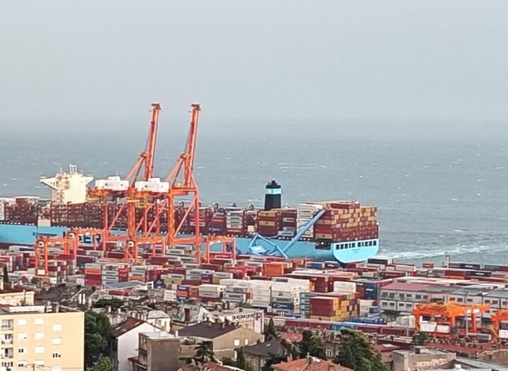 nevrijeme dizalica rijeka luka 210723 nevrijeme dizalica rijeka luka 210723