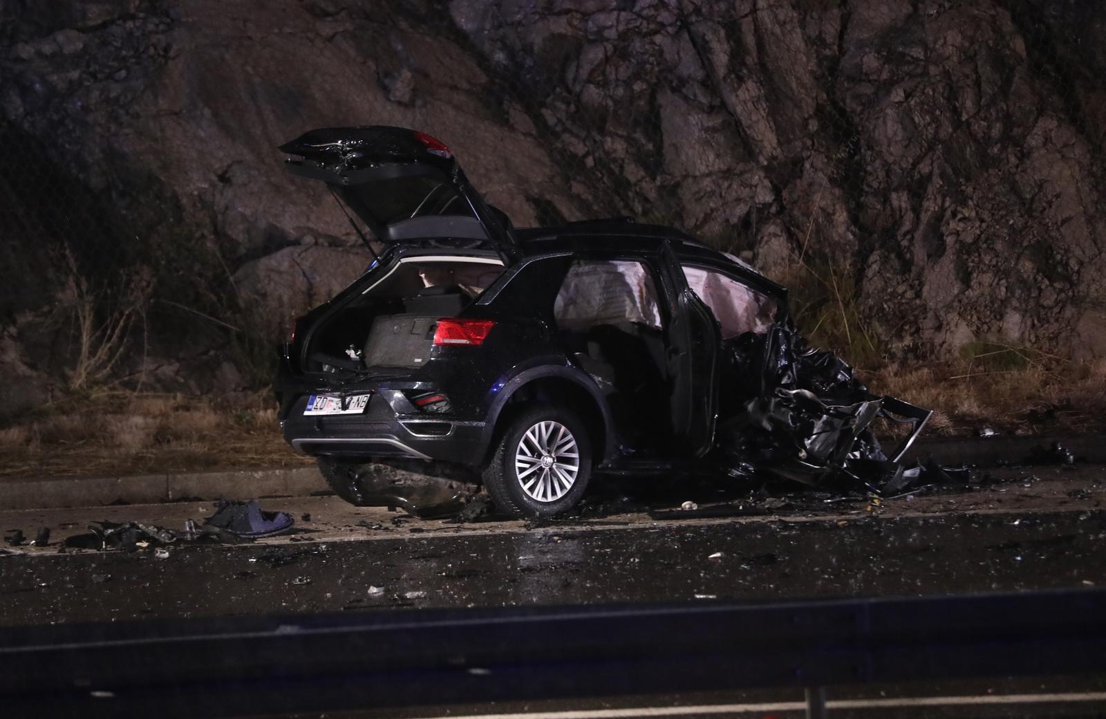 Vrgorac: Tri osobe smrtno stradale u teškoj prometnoj nesreći na A1 Vrgorac: Tri osobe smrtno stradale u teškoj prometnoj nesreći na A1