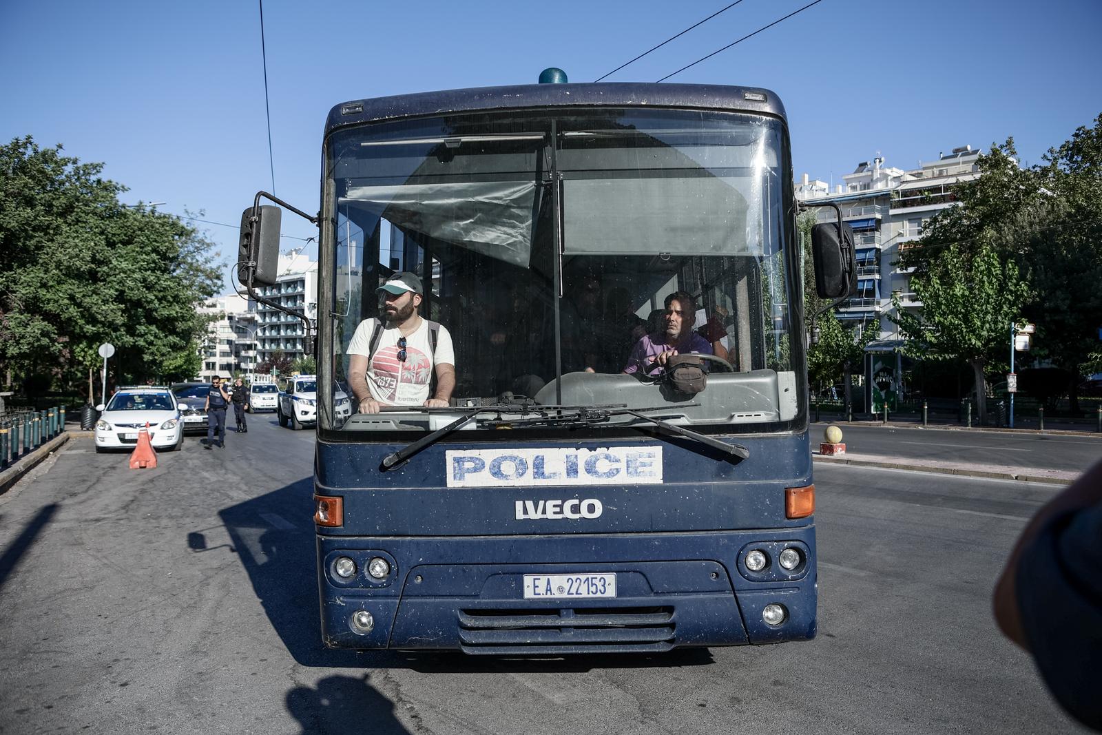 Nastavljaju se ispitivanja navijača u Ateni Nastavljaju se ispitivanja navijača u Ateni