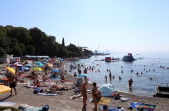 Rijeka: Plaža Kantrida puna je kupača Rijeka: Plaža Kantrida puna je kupača
