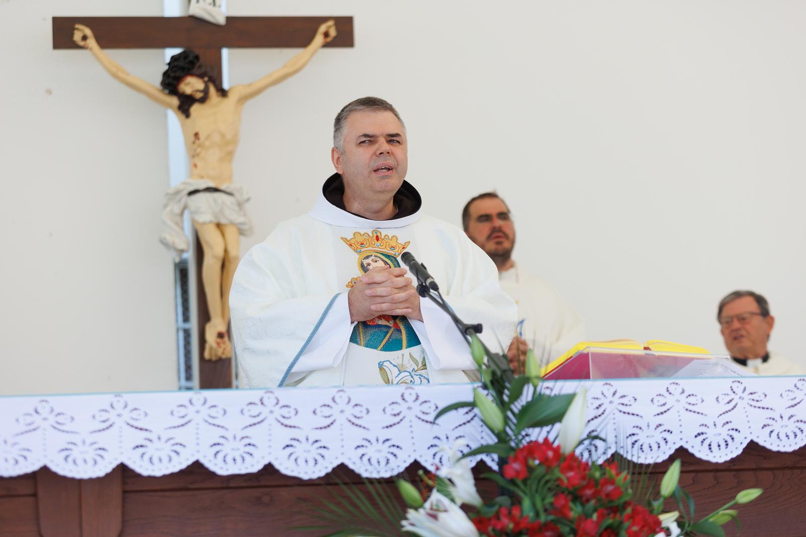 Andrej Plenković sudjelovao na svetoj misi na Trsatu povodom blagdana Velike Gospe Andrej Plenković sudjelovao na svetoj misi na Trsatu povodom blagdana Velike Gospe