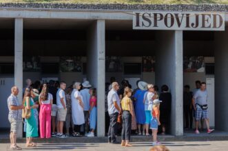 Andrej Plenković sudjelovao na svetoj misi na Trsatu povodom blagdana Velike Gospe Andrej Plenković sudjelovao na svetoj misi na Trsatu povodom blagdana Velike Gospe