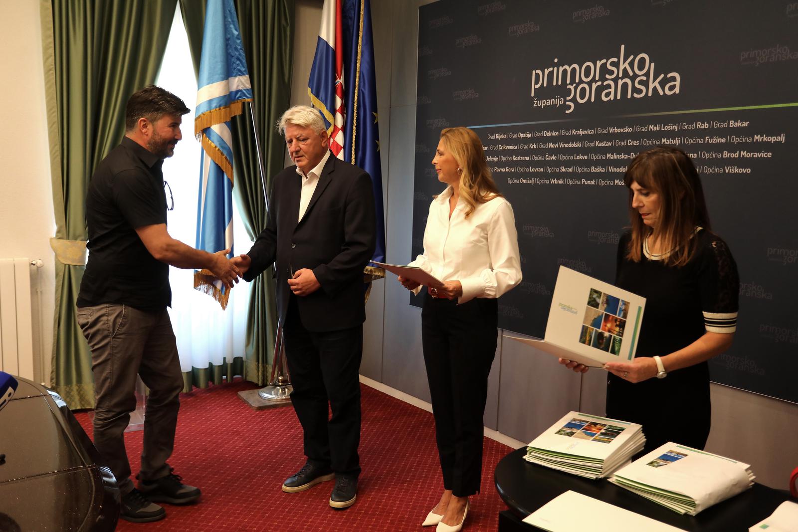 Rijeka: Dodjela ugovora poduzetnicima u Primorsko-goranskoj županiji Rijeka: Dodjela ugovora poduzetnicima u Primorsko-goranskoj županiji