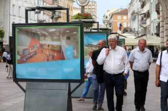 Rijeka: Otvorenje izložbe “30 godina rastemo zajedno” Rijeka: Otvorenje izložbe “30 godina rastemo zajedno”