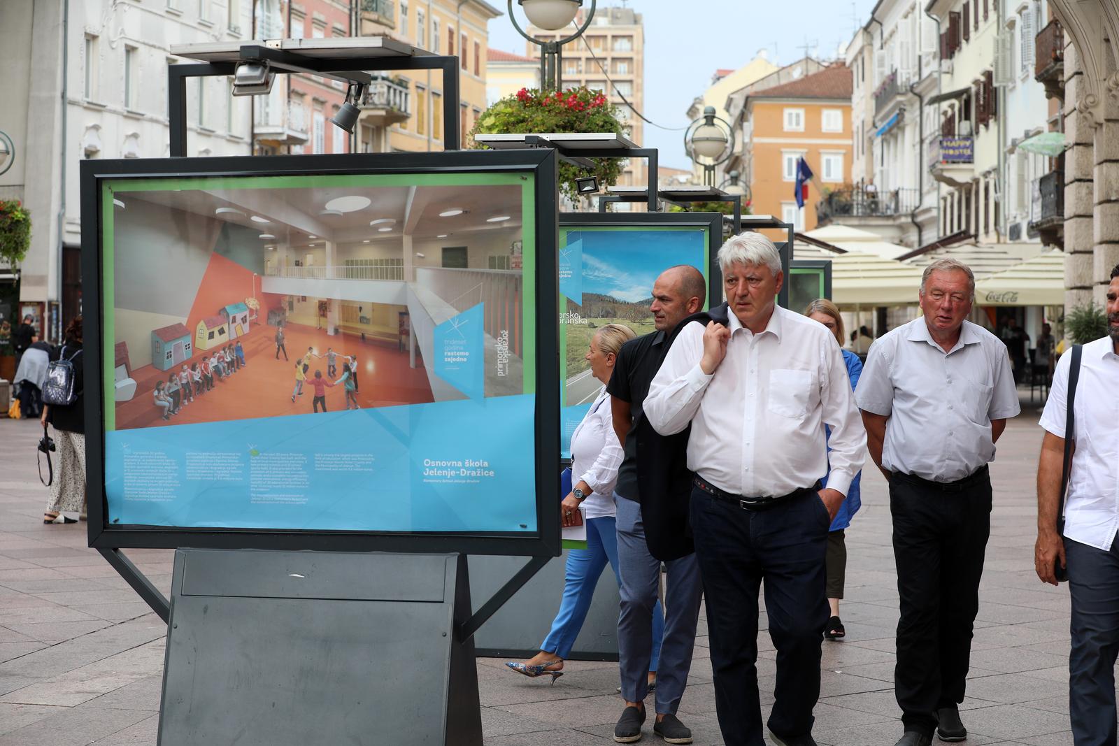 Rijeka: Otvorenje izložbe “30 godina rastemo zajedno” Rijeka: Otvorenje izložbe “30 godina rastemo zajedno”
