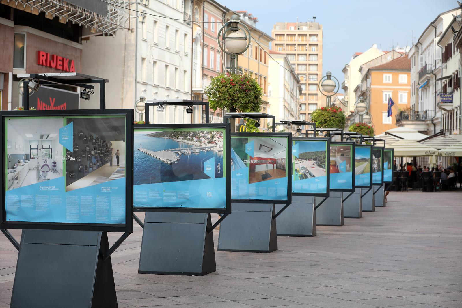 Rijeka: Otvorenje izložbe “30 godina rastemo zajedno” Rijeka: Otvorenje izložbe “30 godina rastemo zajedno”
